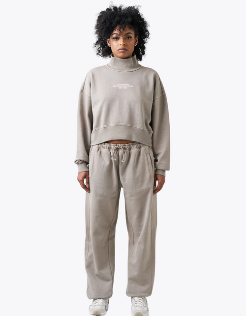 Her Form Taupe